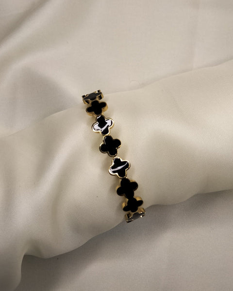 Demanded Clover Bangle