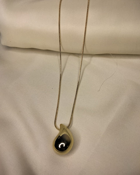 Mona Water Drop Necklace