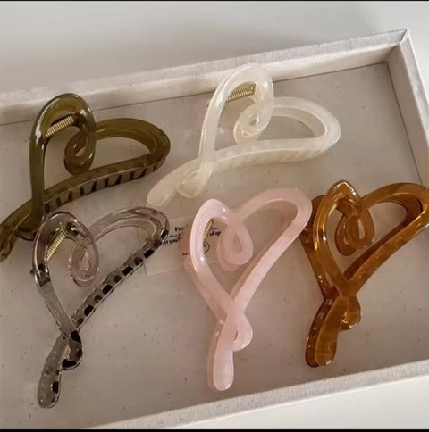 Korean Styled Large Size Classic Claw