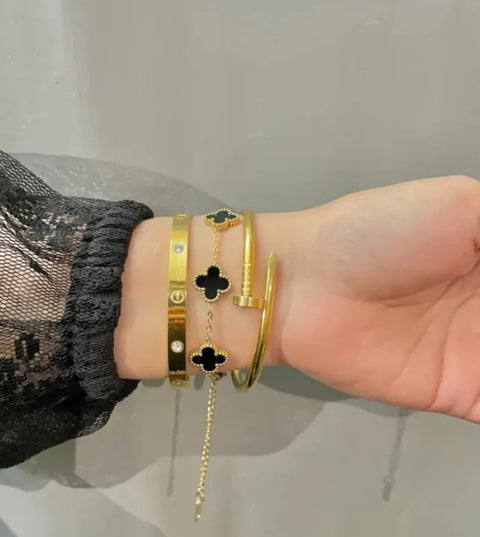 Nail Clover Adorned Deal✨