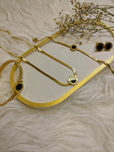 Stainless Black Romania 4-piece Set (Necklace, Earrings, Bracelet, Bangle)
