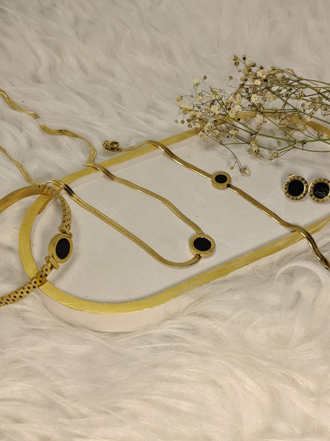 Stainless Black Romania 4-piece Set (Necklace, Earrings, Bracelet, Bangle)