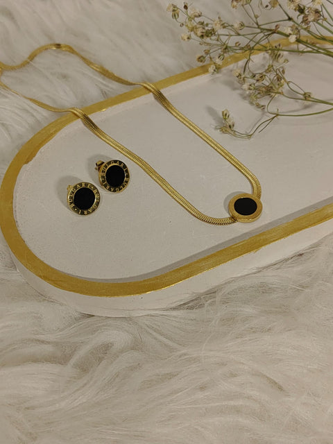 Stainless Black Romania Set 2-piece Set (Necklace, Earrings)