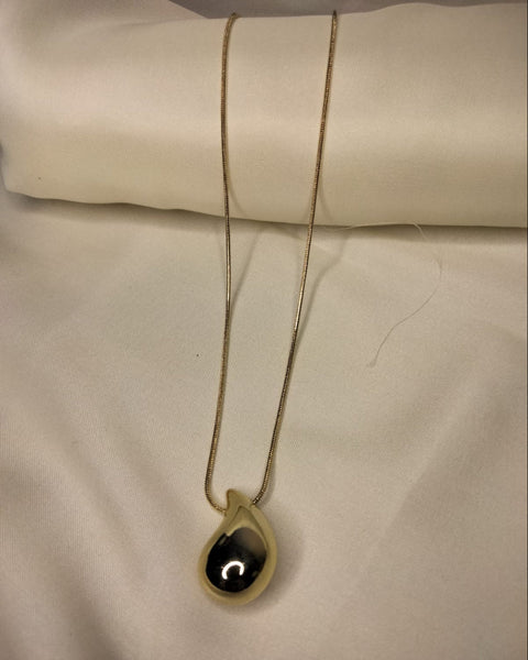 Mona Water Drop Set 2-piece Set (Necklace, Earrings)